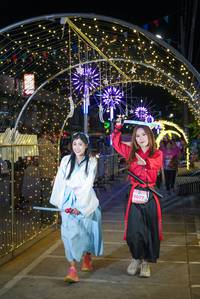 BIB: 8077
                            <button type="button" onclick="openModal(24677954)" class="btn btn-primary btn-sm float-right btn-popup" data-toggle="modal" data-target=".modal-high-quality">
                        <i class="fas fa-shopping-cart"></i> Add to Cart
                    </button>
                                            <button type="button" onclick="isThisMe(24677954, true)" class="btn btn-success btn-sm float-right btn-popup btn-isme hidden" data-toggle="tooltip" data-placement="bottom" title="นี่คือรูปของคุณใช่ไหม คลิกที่นี่เพื่อเอาเข้าอัลบั้ม">
                        <i class="fas fa-plus"></i> Add to album
                    </button>
                    <button type="button" onclick="isThisMe(24677954, false)" class="btn btn-warning btn-sm float-right btn-popup btn-isnotme hidden">
                        <i class="fas fa-ban"></i> Remove from album
                    </button>